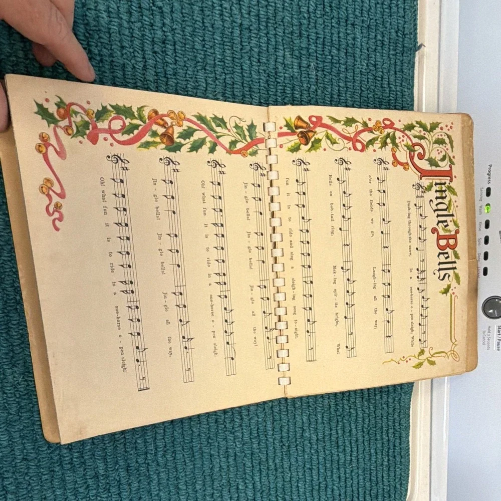Hallmark Christmas Time in Action by William Keep (1949) Illustrated Softcover